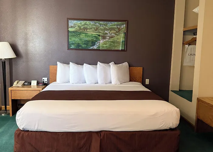 Americas Value Hotel Torrington
