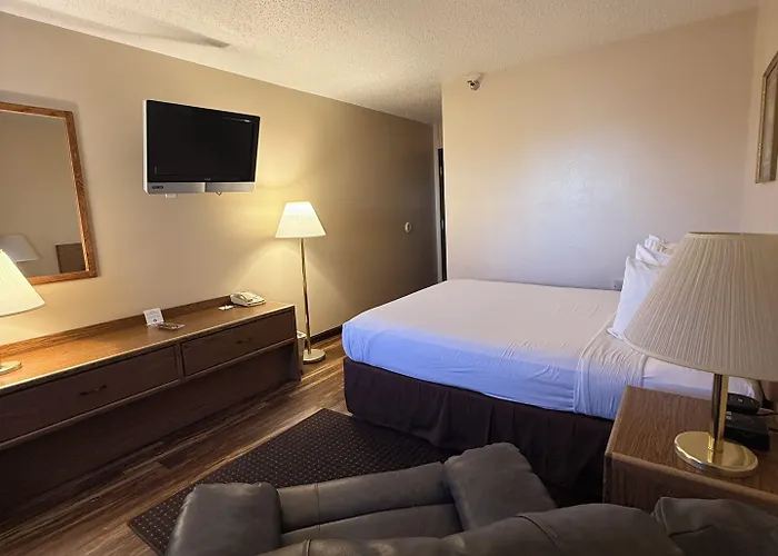 Americas Value Hotel 2*